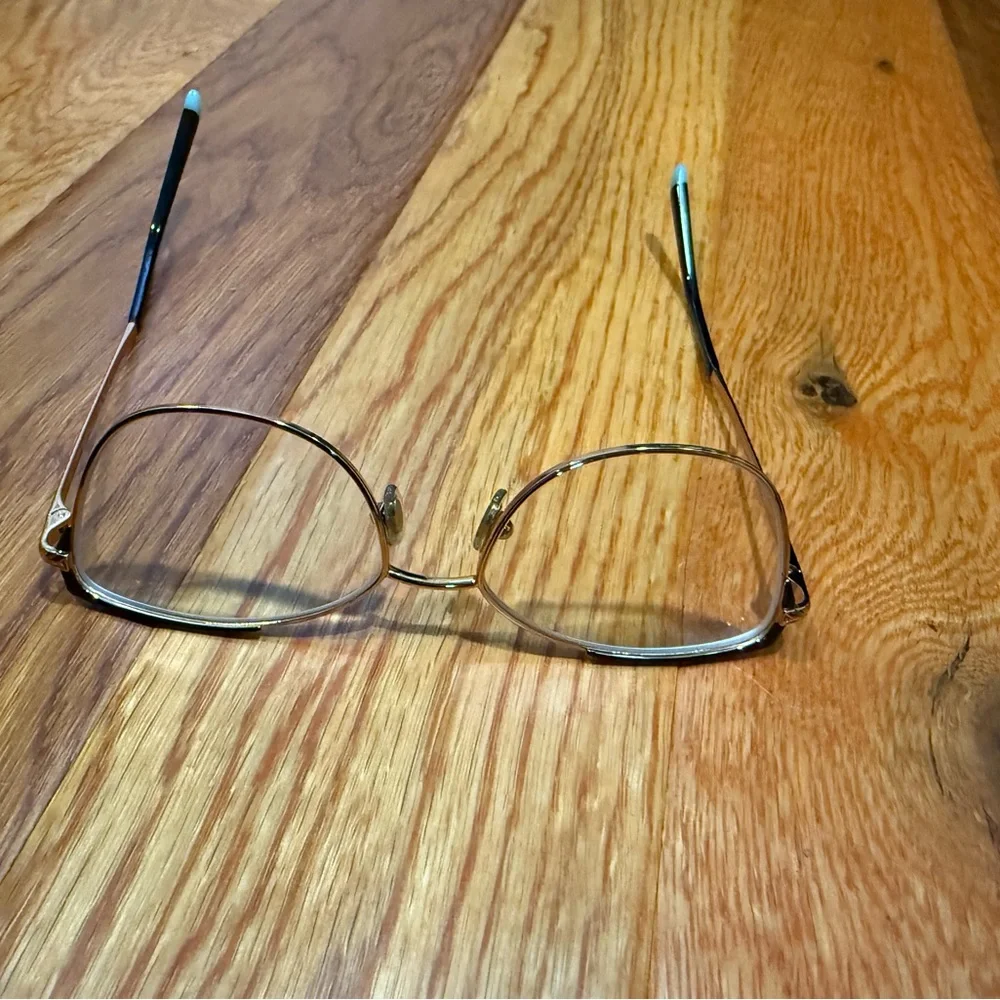 Tiffany and Co. Cat-Eye Glasses with Rose Gold Frame w/black accents. - Picture 4 of 9